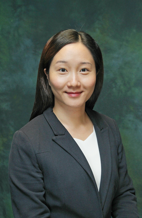 Dr Lydia Yu