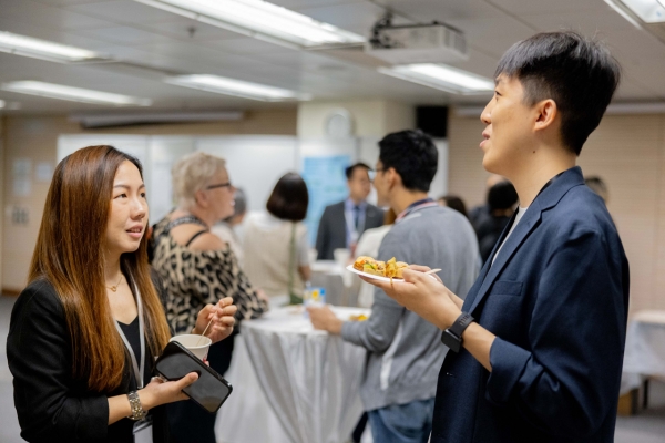 Break & Networking_3