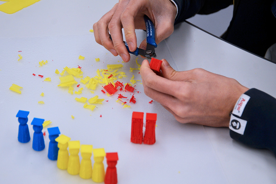 U3DP-Student-working