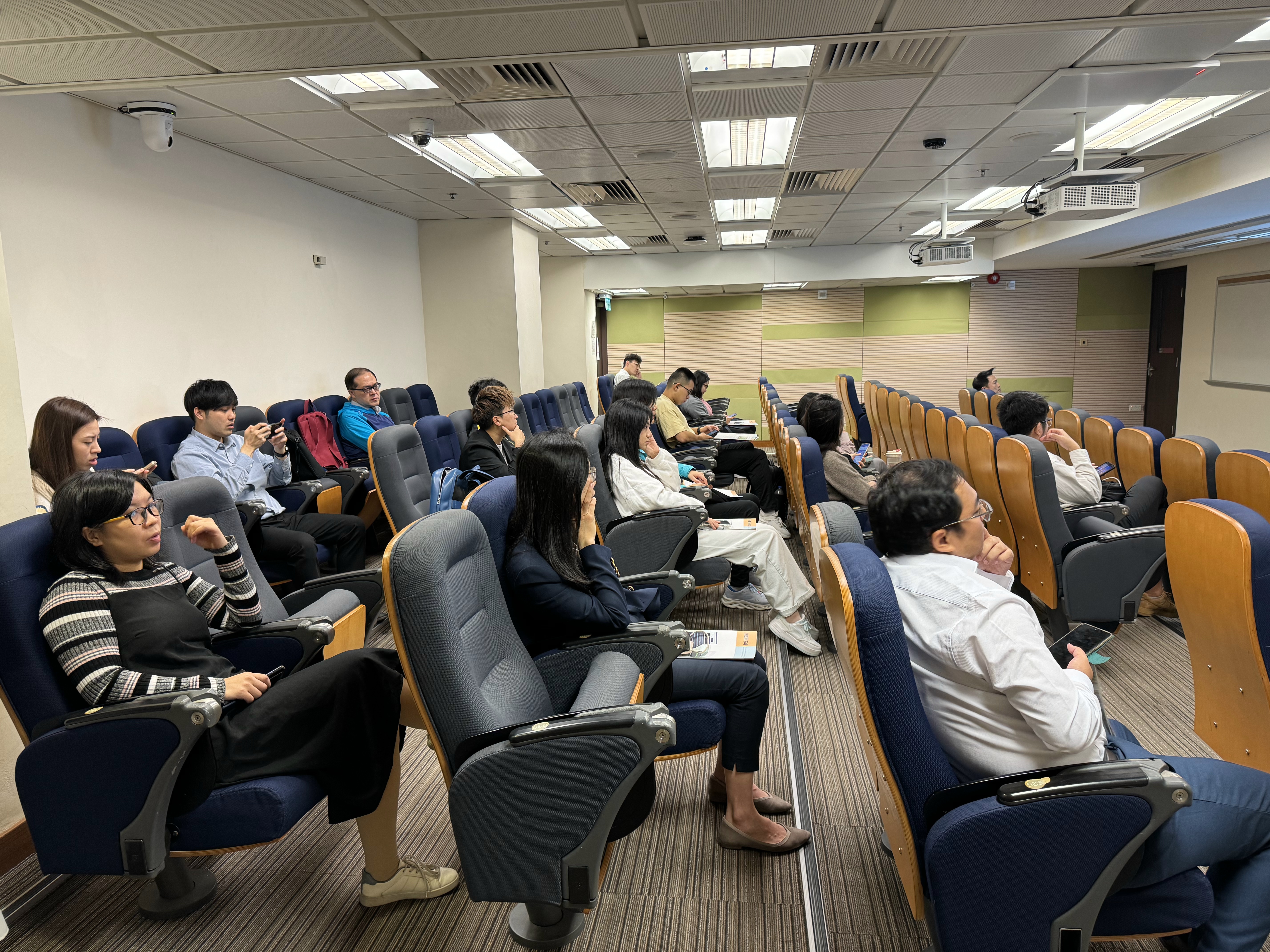 sel_20231208_031024233_iOS