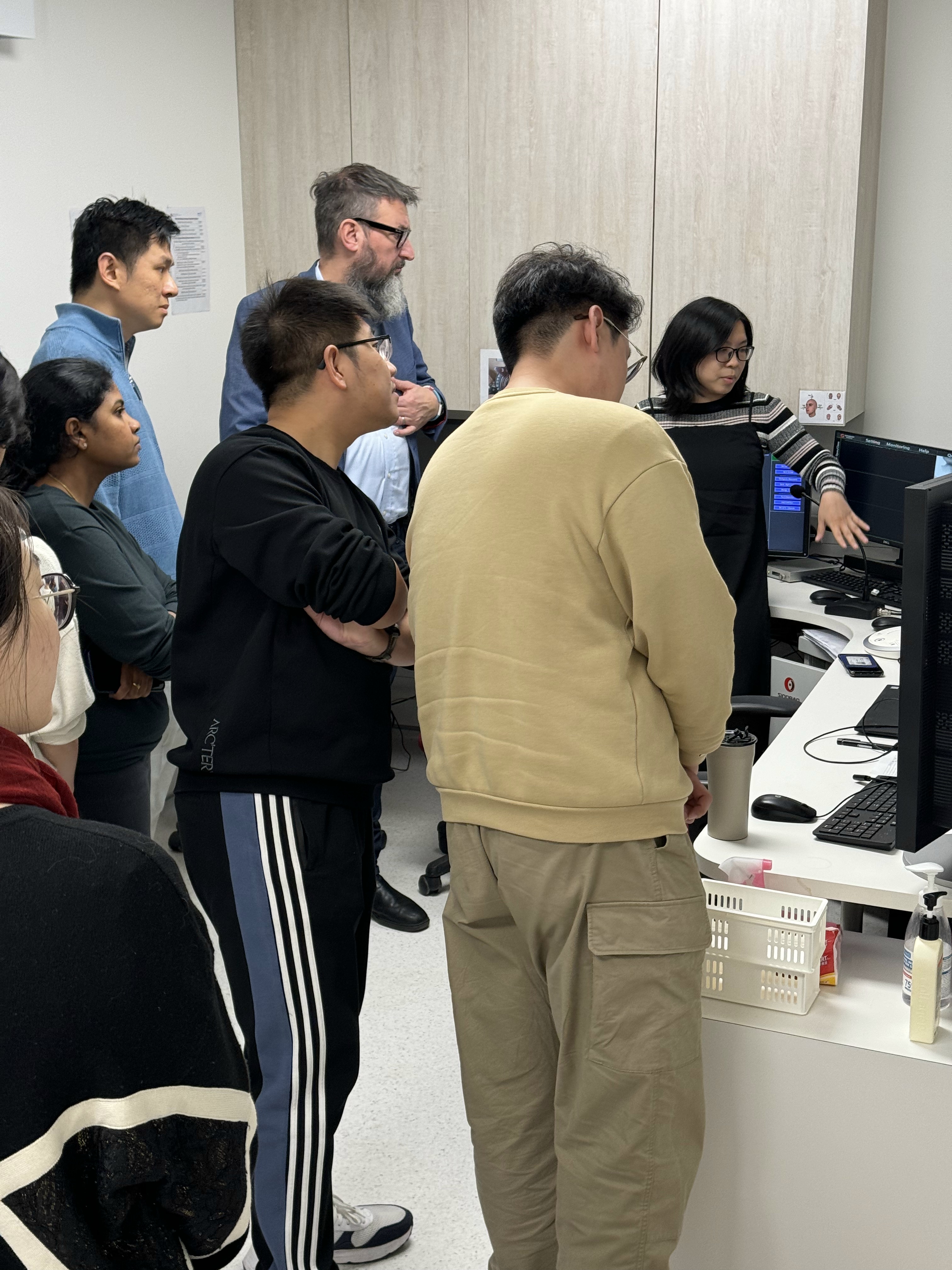 sel_20231208_060403467_iOS