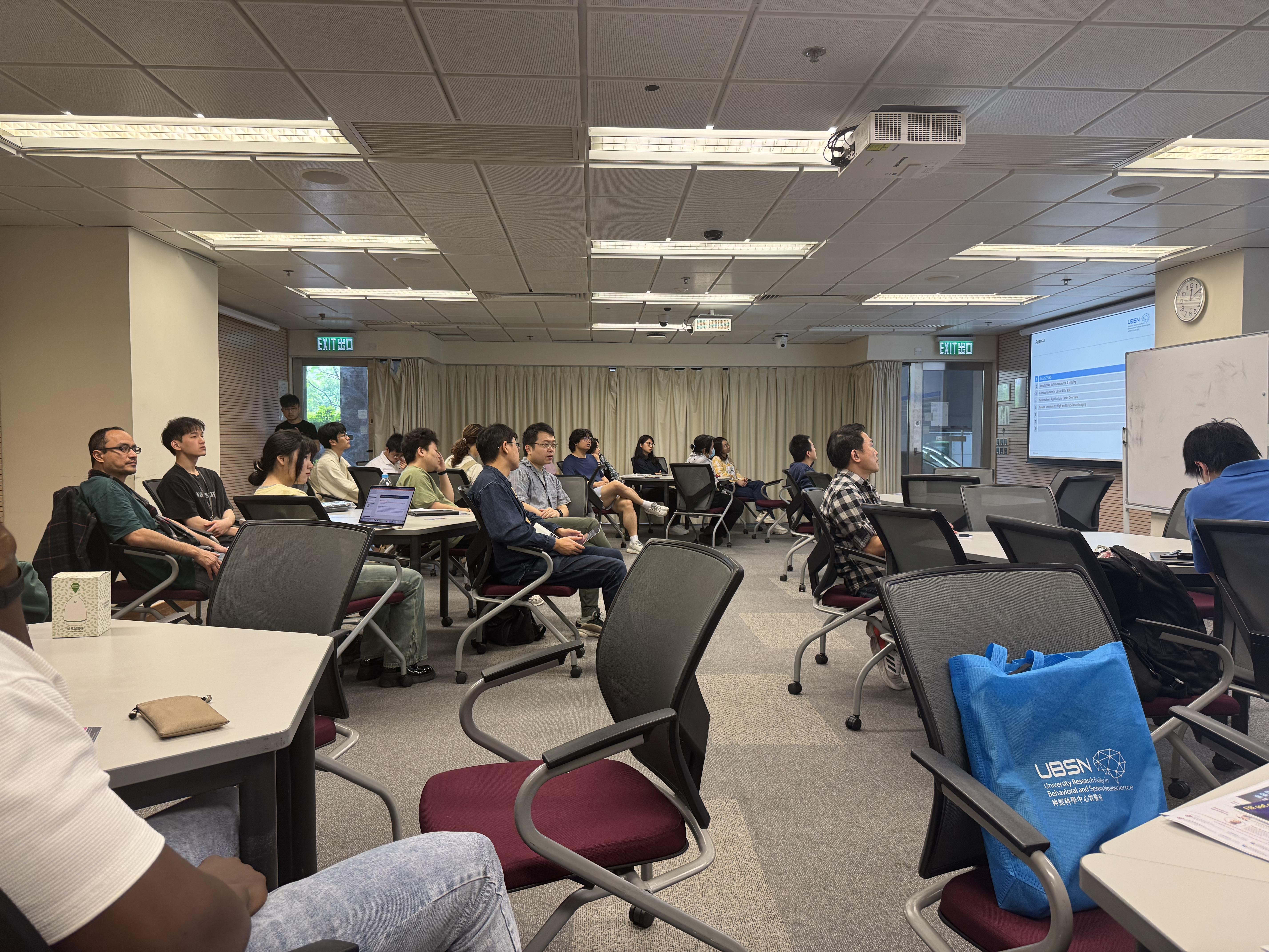 sel 20250409_040902632_iOS_00