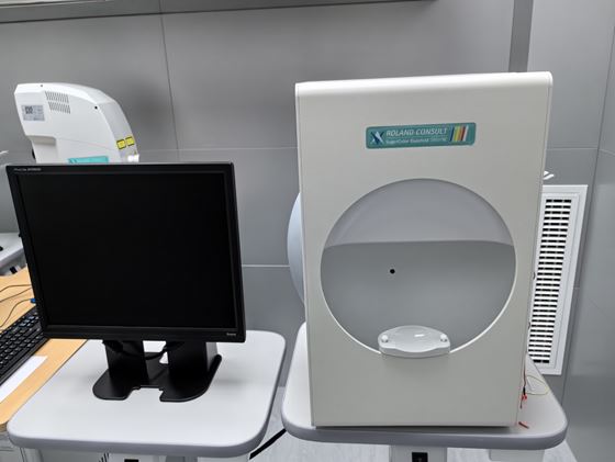 Y710eElectrophysiological Diagnostic Systems RETIScan21Ganzfeld with animaltable