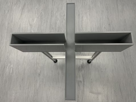 Y720r-Elevated Cross Maze