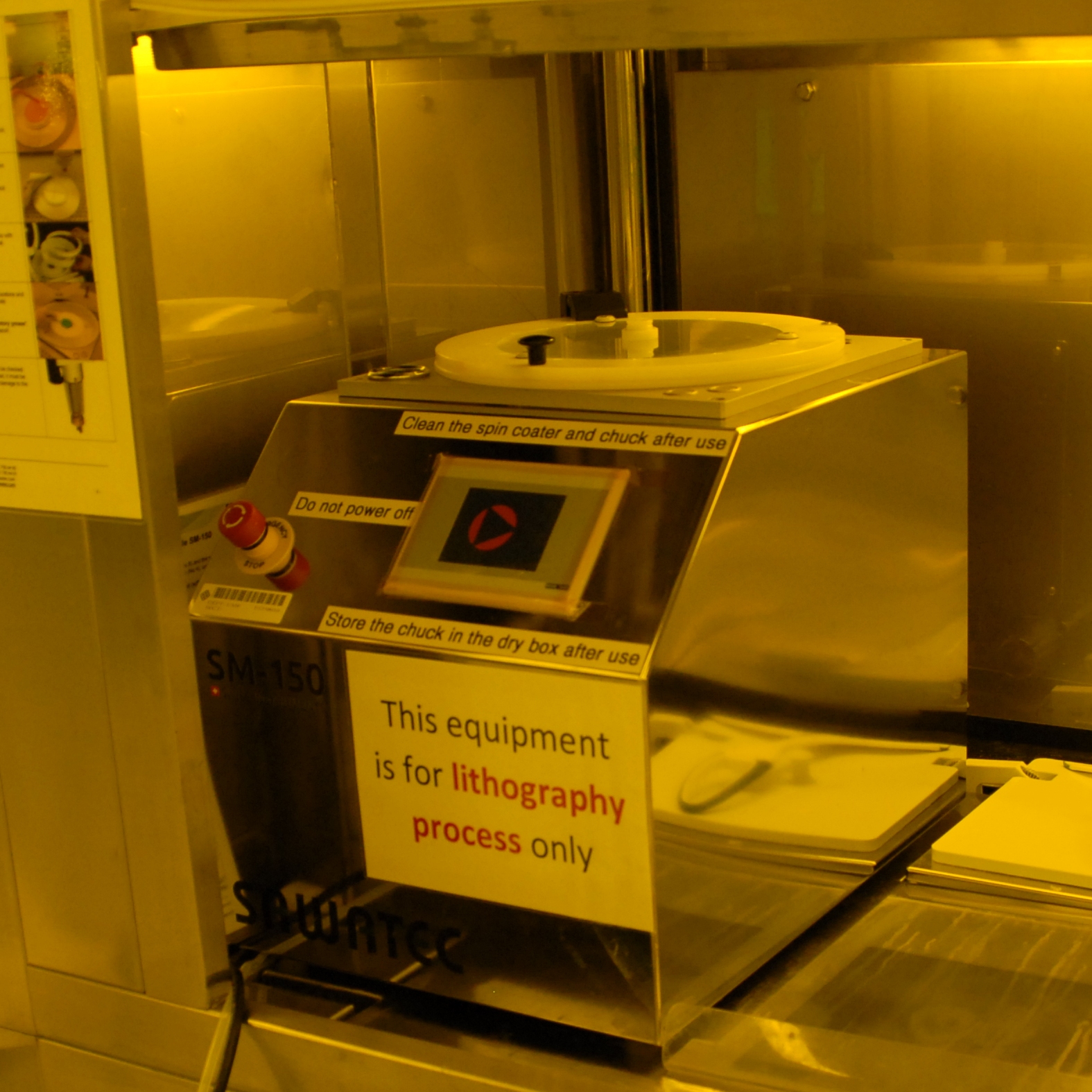 Sawatec Spin Coater (Photoresist Only) | UMF