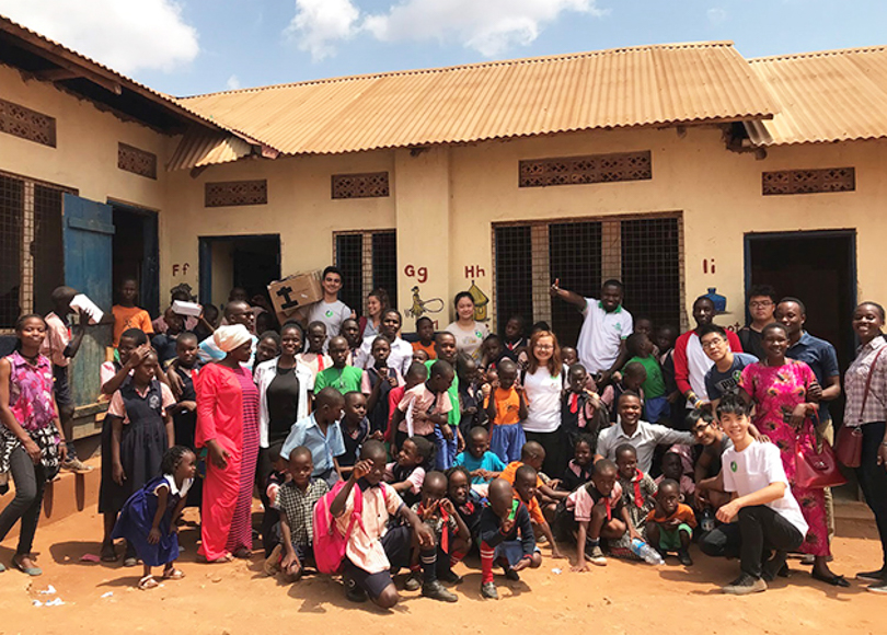 students_Project Uganda_810x580