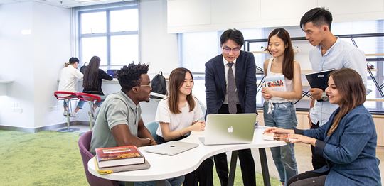 professor instructing the students
